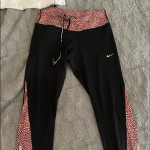Nike Dry Fit Capri